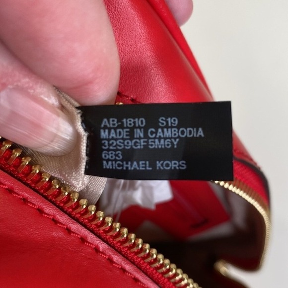 Michael Kors Crossbody Camera‎ Bag Leather Bright Red Gold Chain - Picture 10 of 16